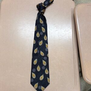 Robert Talbott Best of Class Silk Tie Nordstrom Paisley Black Gold USA Hand Sewn